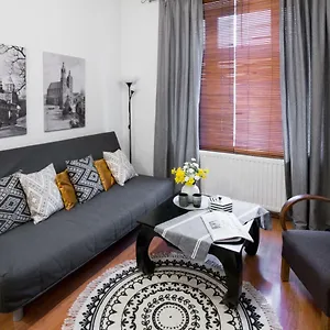 https://cichy-apartament-obok-wawelu-tarlowska.krakowhotelspoland.com